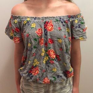 Selfie top and xhilaration shorts